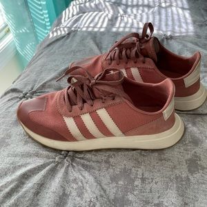 Addidas sneakers